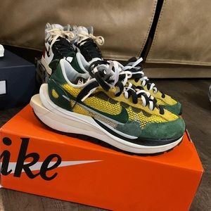 NIKE SACCAI WAFFLE